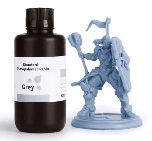 Je zelfontworpen 5cm DnD personage resin 3D print op ultra kwaliteit